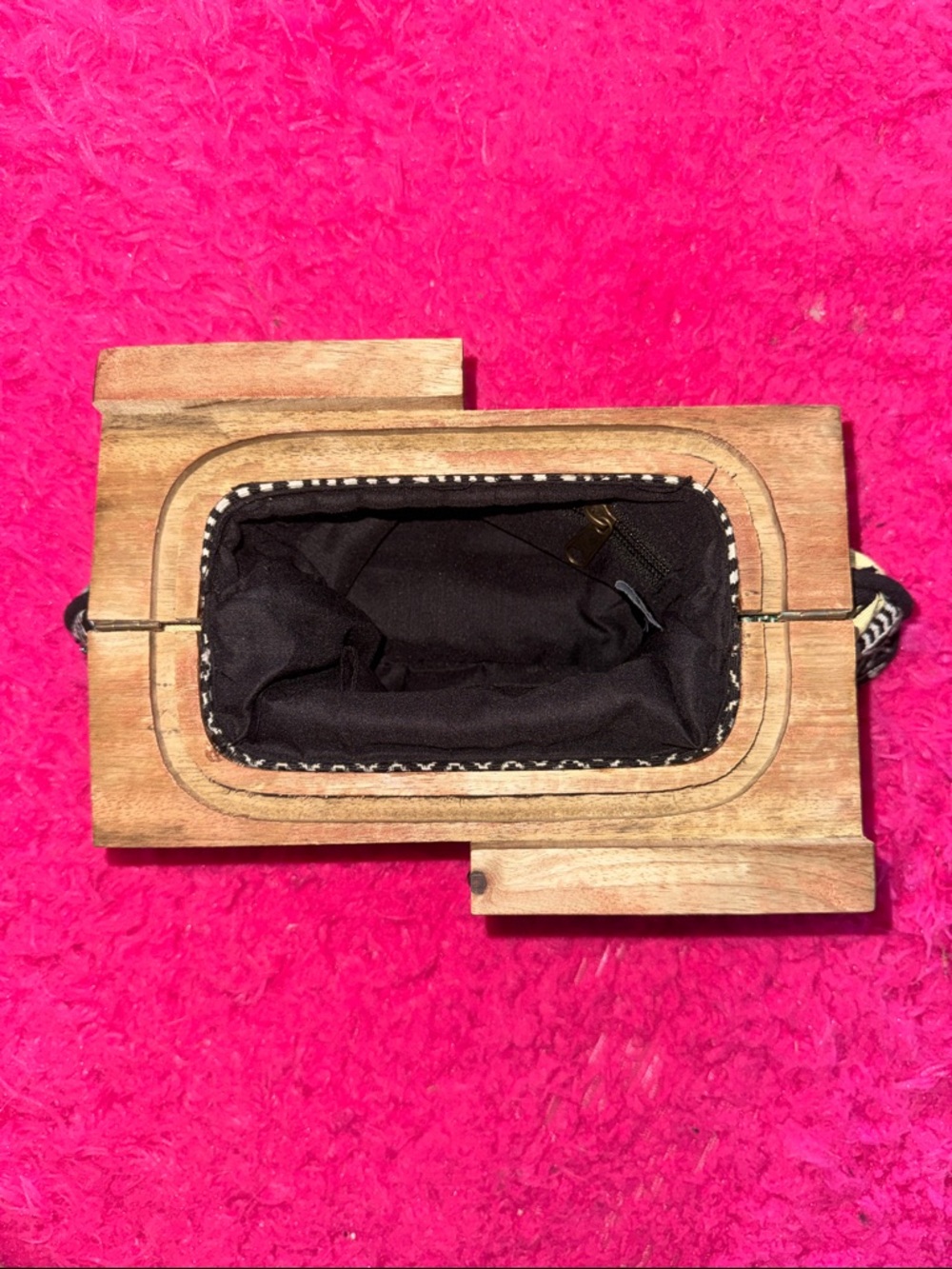 Embroidered Black & Cream Geometric Clutch - Picture 3 of 4